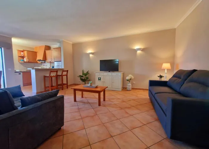 アパート Vitors Plaza