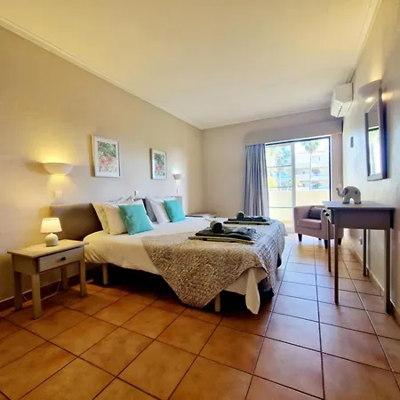 Vitors Plaza * Alvor