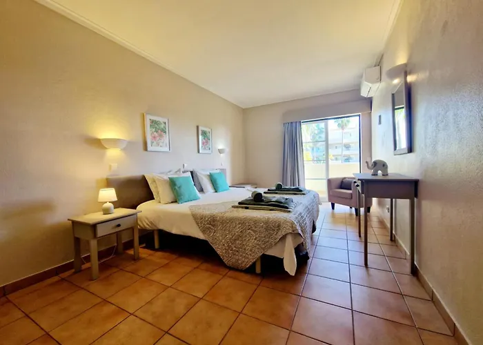 Vitors Plaza * Alvor